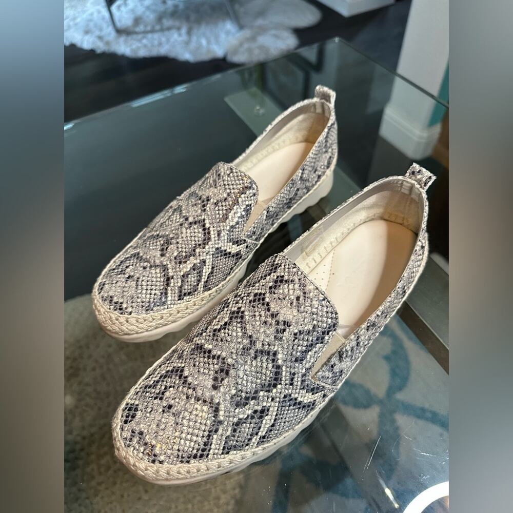 The Flexx snakeskin patterned woman's espadrille sneakers, size 8.5 - Picture 6 of 10